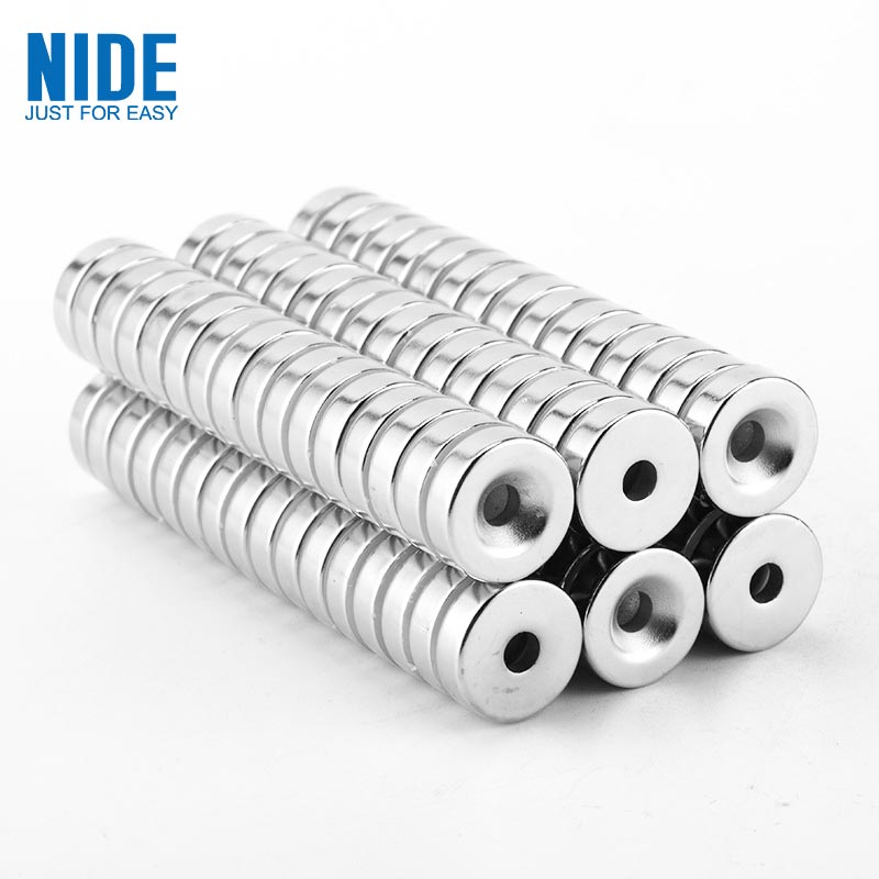 Babak Neodymium Sintered NdFeB Magnet Kanthi Bolongan