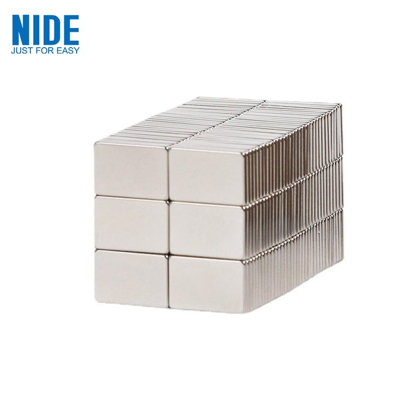 Kuwat Neodymium Magnet Bar Sintered NdFeB Magnet